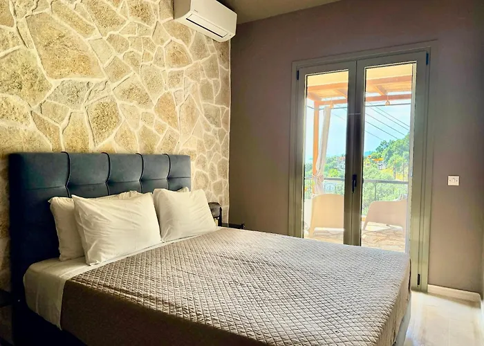 La Strade Apartments, Adults Only With Private Pool