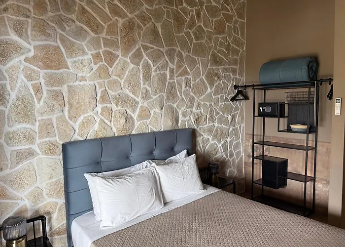 La Strade Apartments, Adults Only With Private Pool
